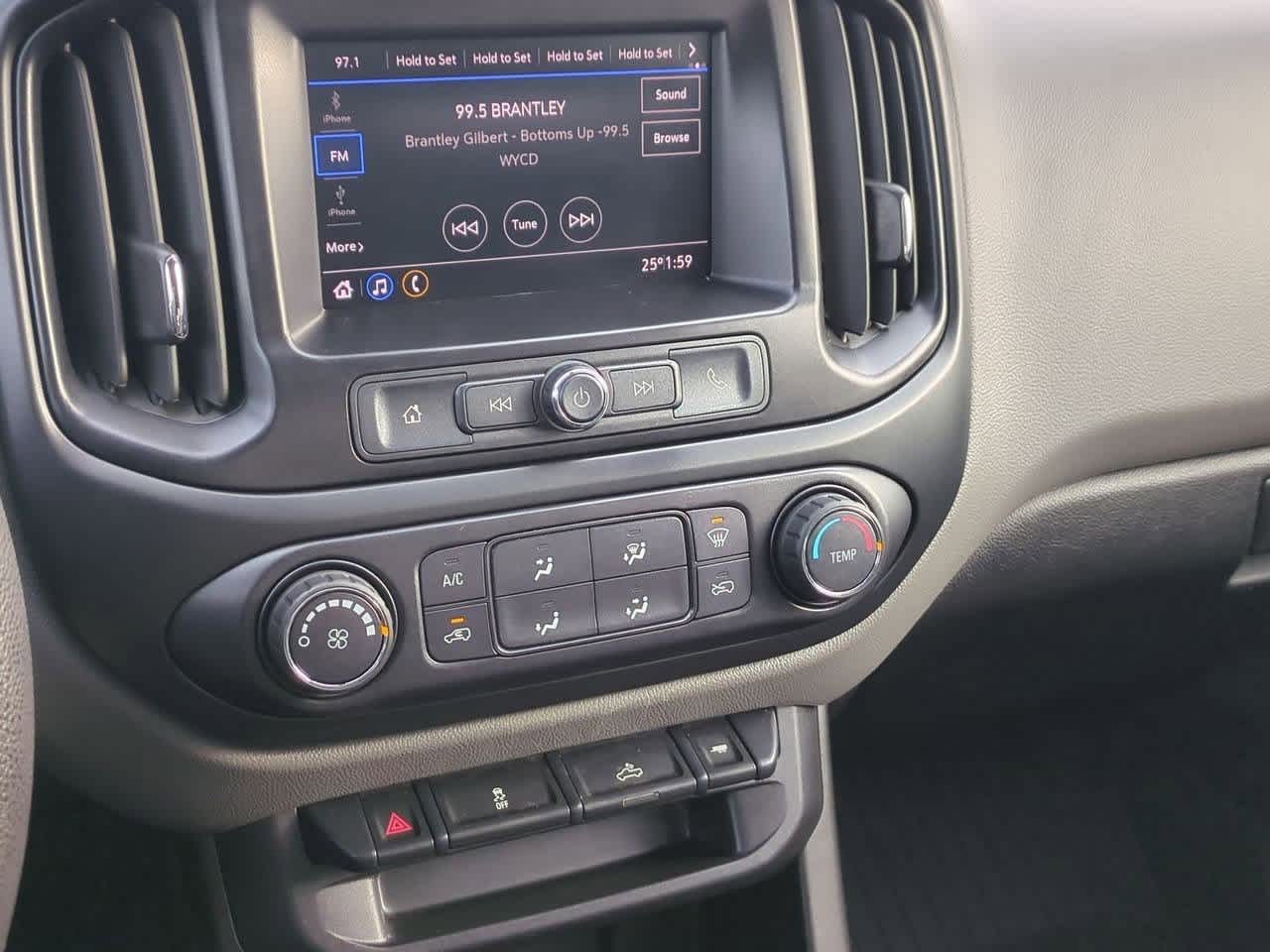 Thumbnail: 2020 Chevrolet Colorado - 26