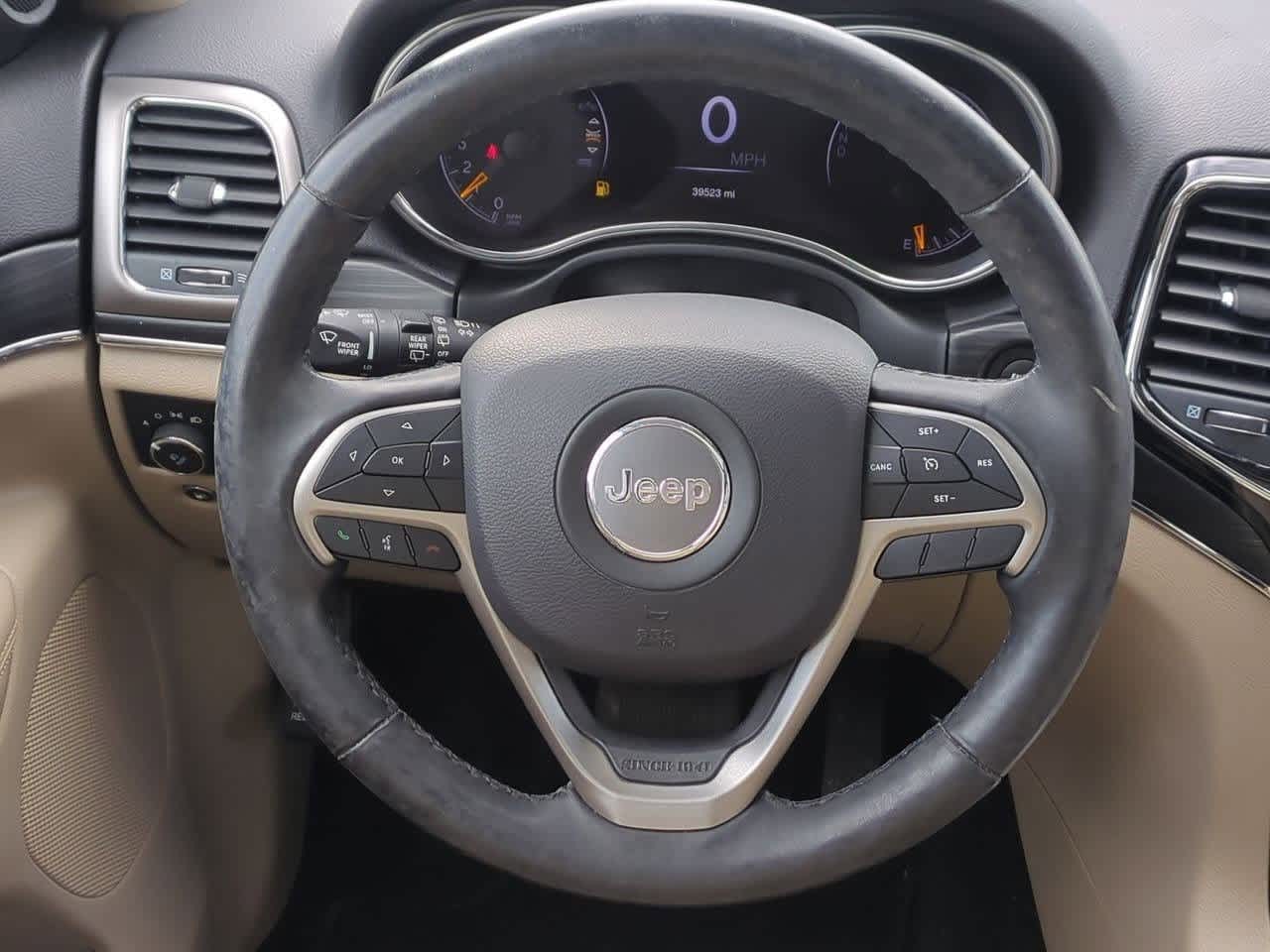 Thumbnail: 2020 Jeep Grand Cherokee - 23