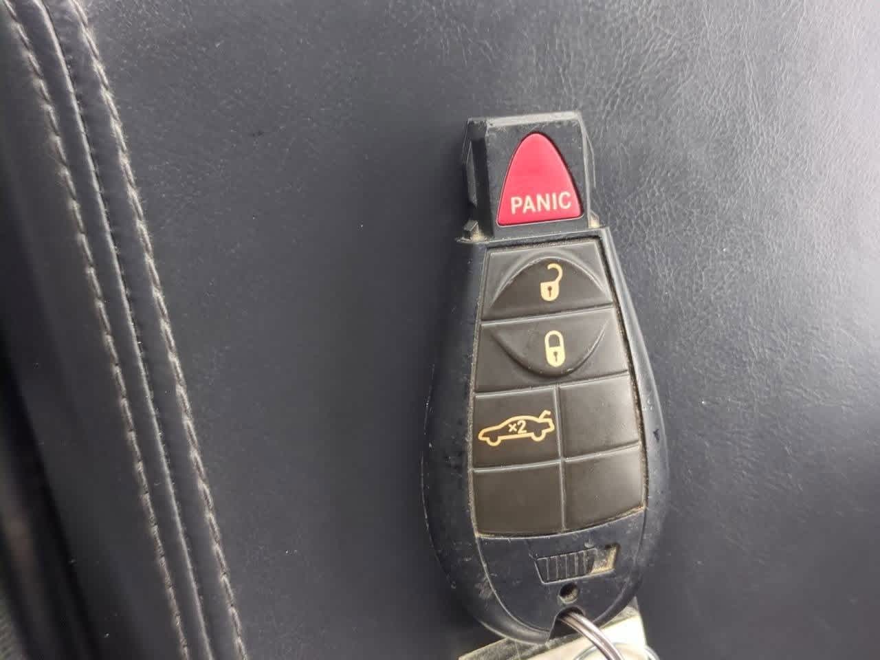 Thumbnail: 2014 Dodge Challenger - 29