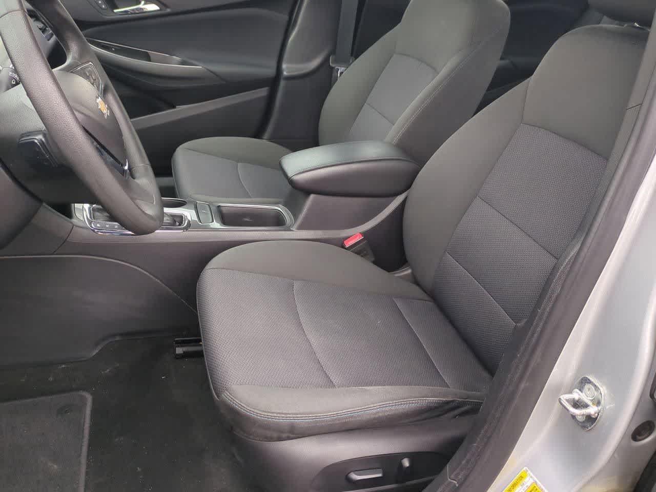 Thumbnail: 2018 Chevrolet Cruze - 15