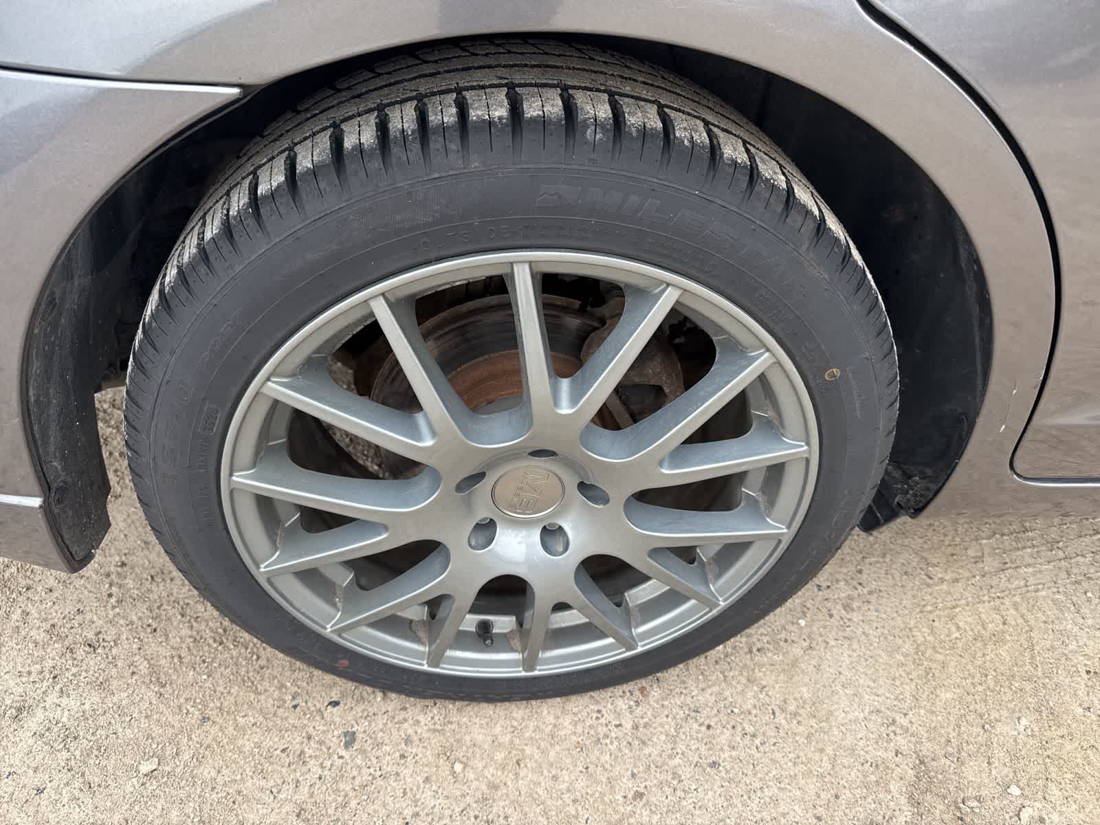 Thumbnail: 2010 Ford Fusion - 8