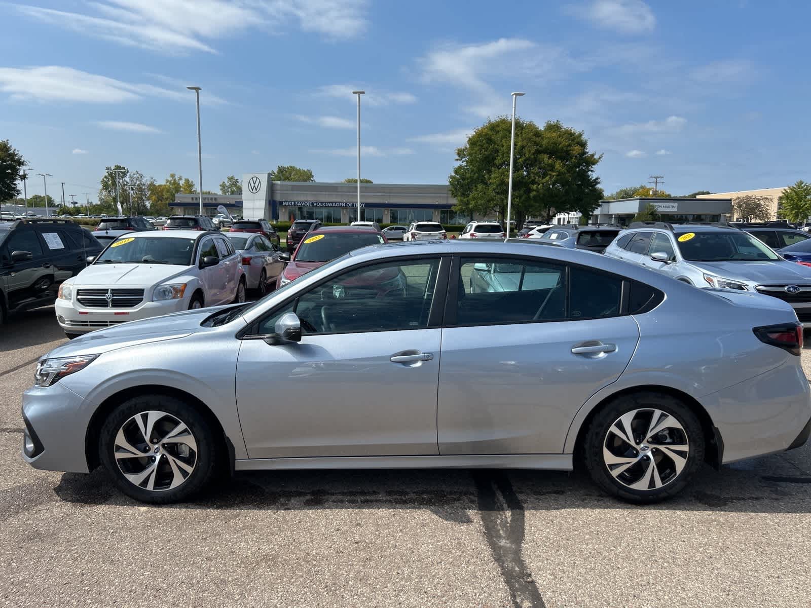 2025 Subaru Legacy Premium photo 2