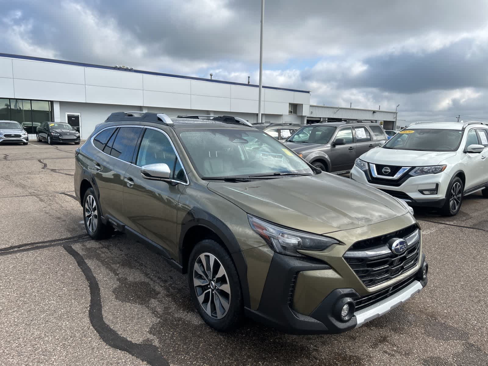 Thumbnail: 2023 Subaru Outback - 4