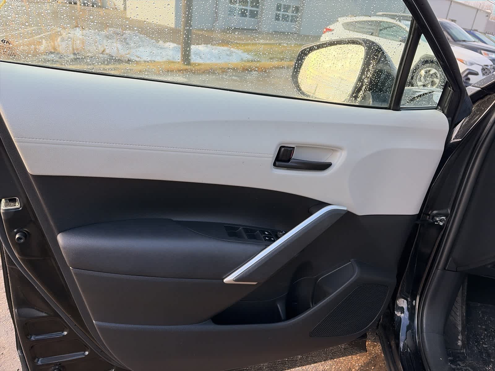 Thumbnail: 2023 Toyota Corolla Cross - 12