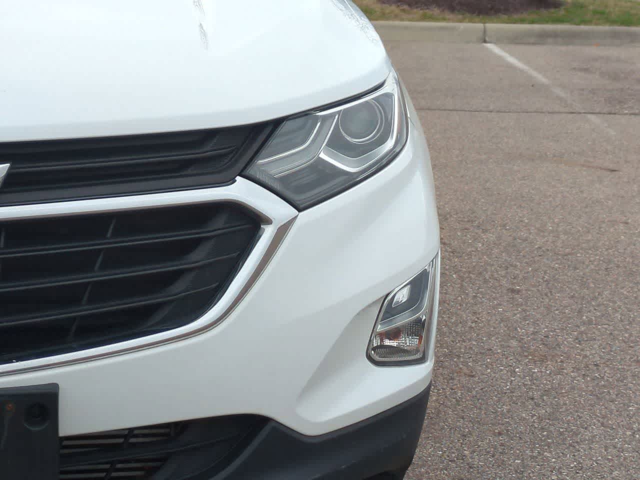 Thumbnail: 2020 Chevrolet Equinox - 10