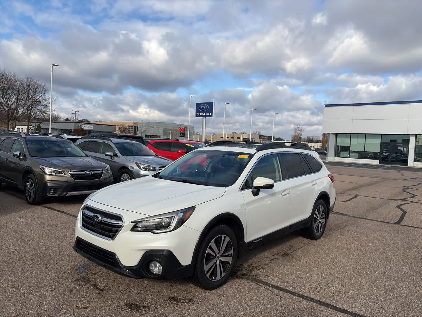 Thumbnail: 2019 Subaru Outback - 1