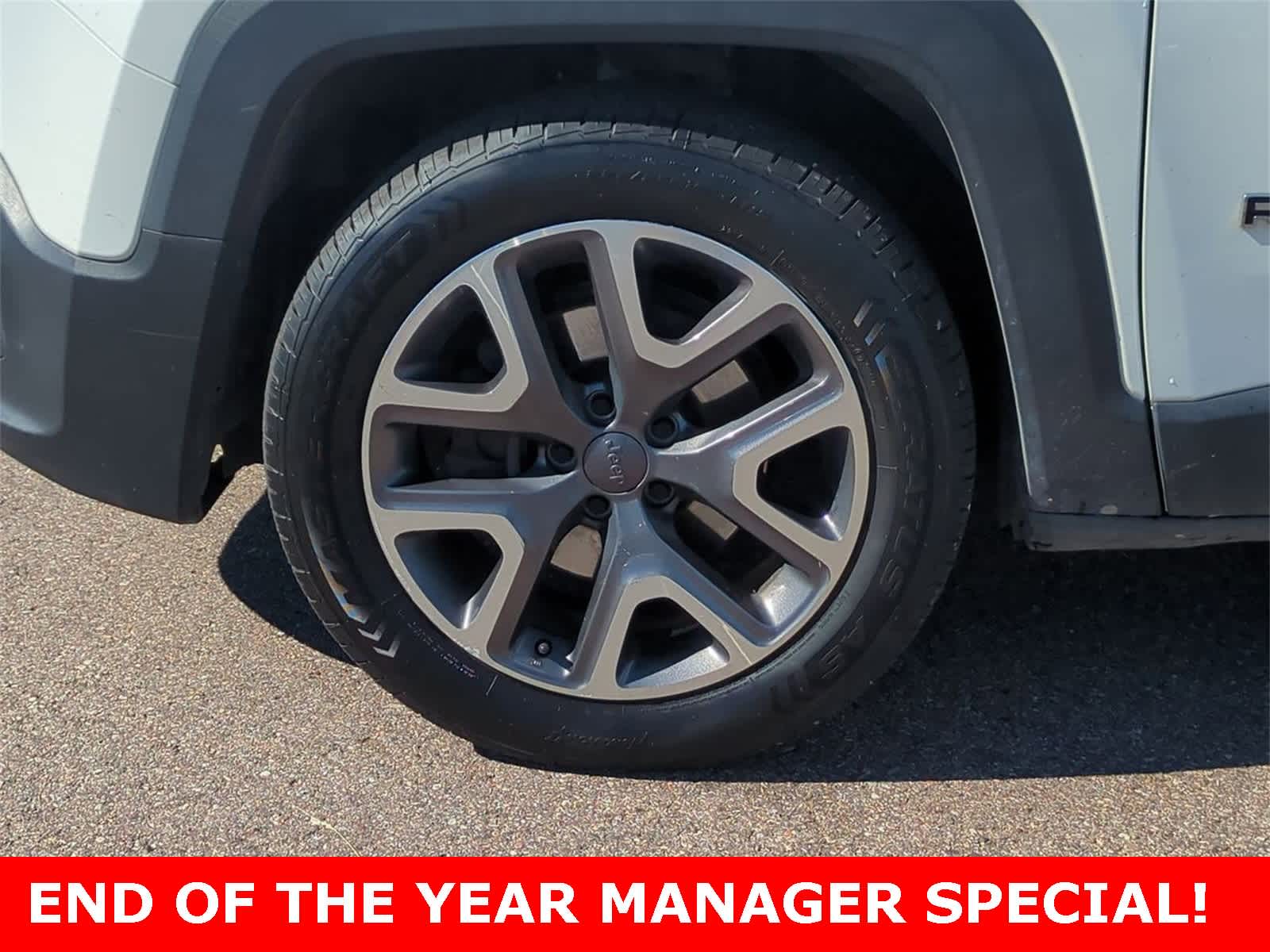 Thumbnail: 2016 Jeep Renegade - 13