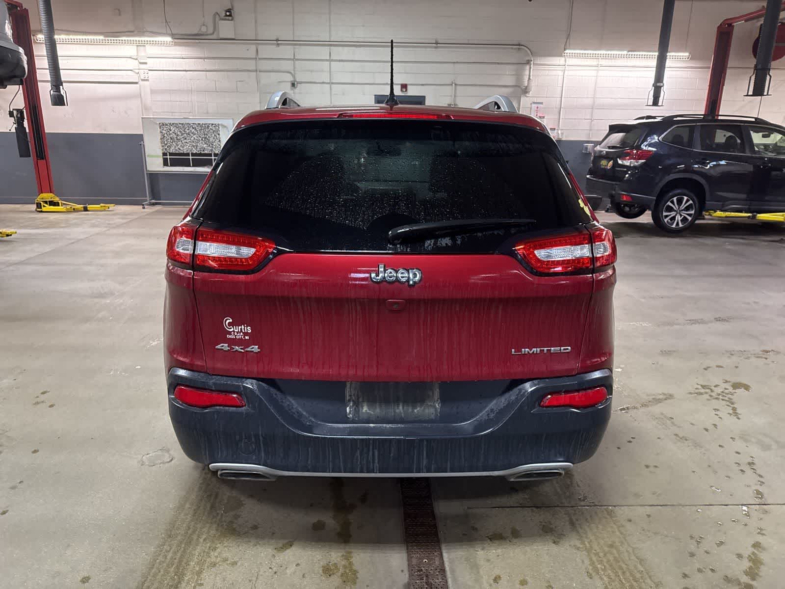 Thumbnail: 2016 Jeep Cherokee - 13