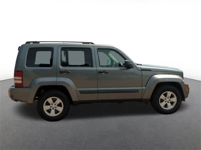 2012 Jeep Liberty Sport 7