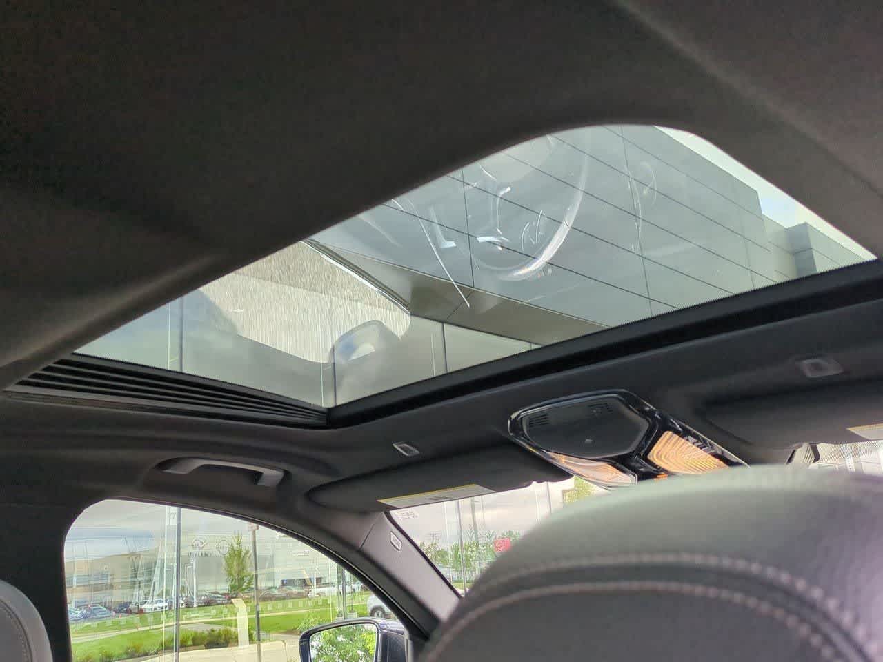 Thumbnail: 2019 BMW 5 Series - 21