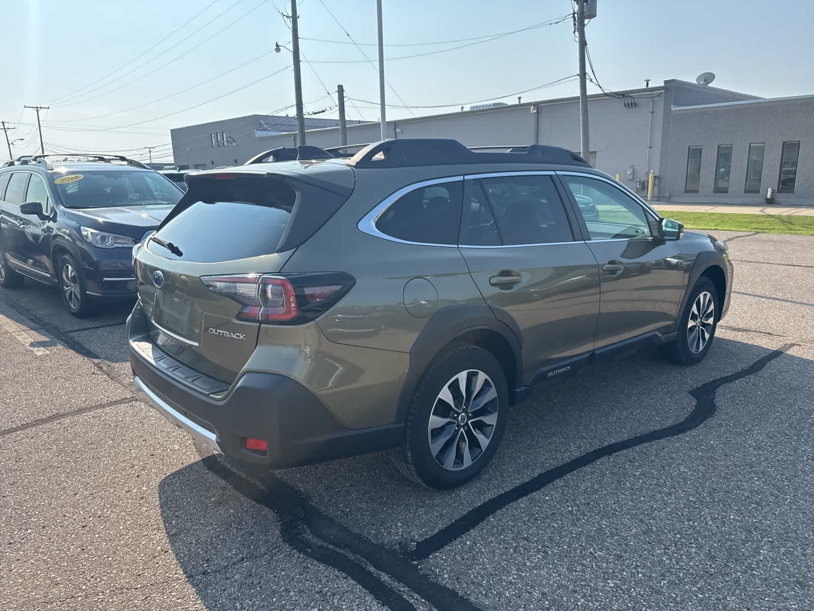 Thumbnail: 2023 Subaru Outback - 3