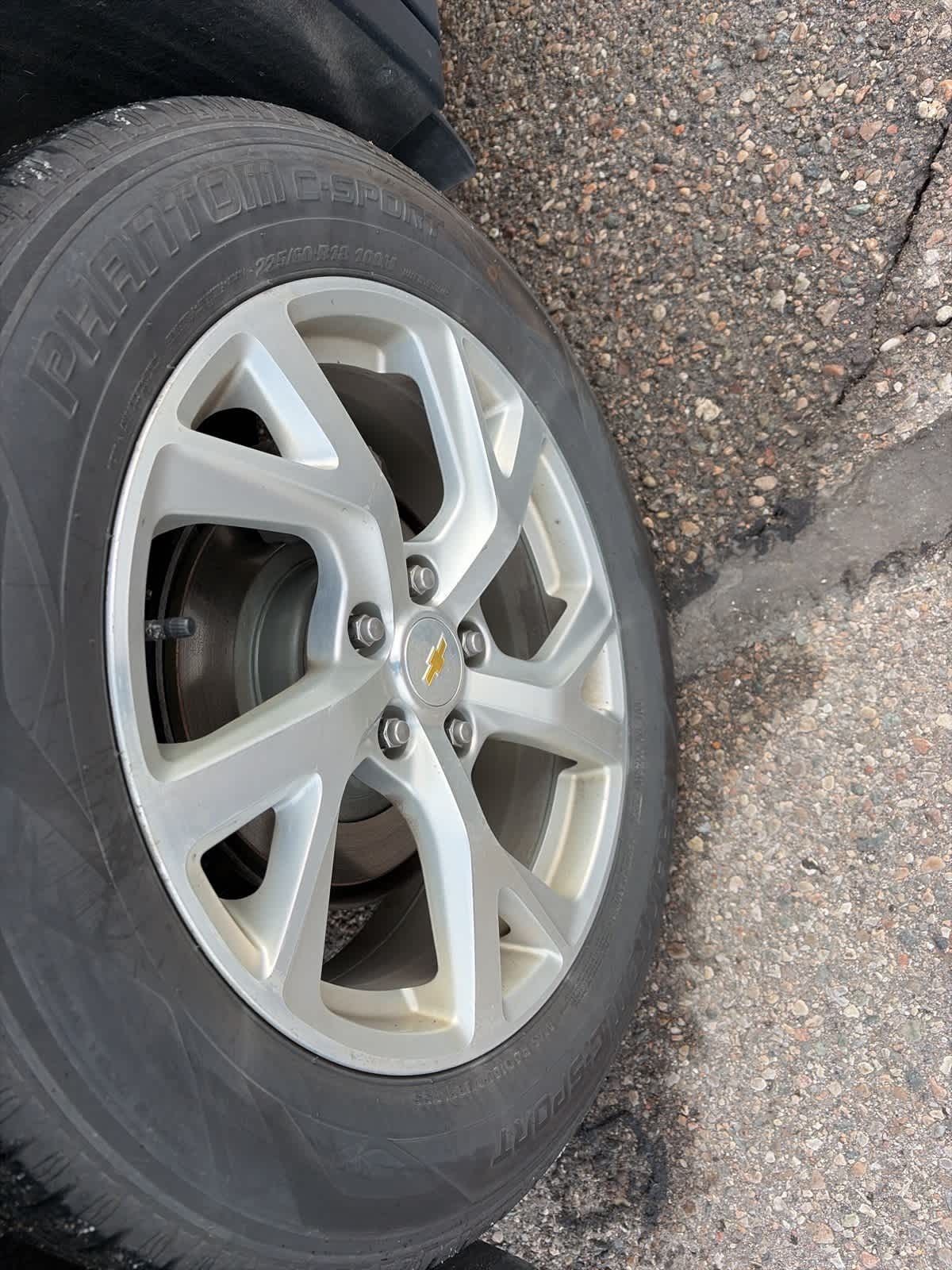 Thumbnail: 2018 Chevrolet Equinox - 10