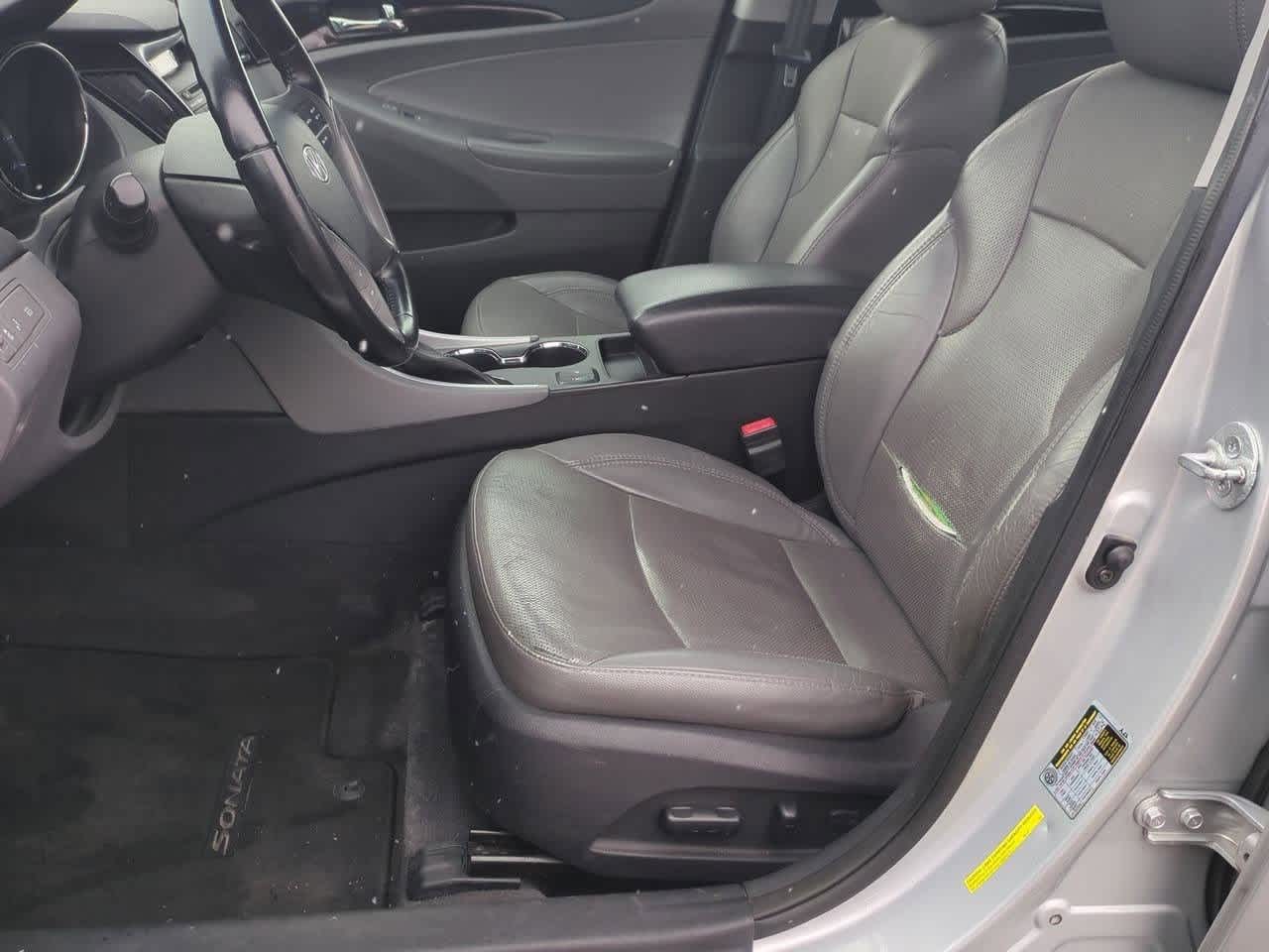 Thumbnail: 2014 Hyundai Sonata - 15