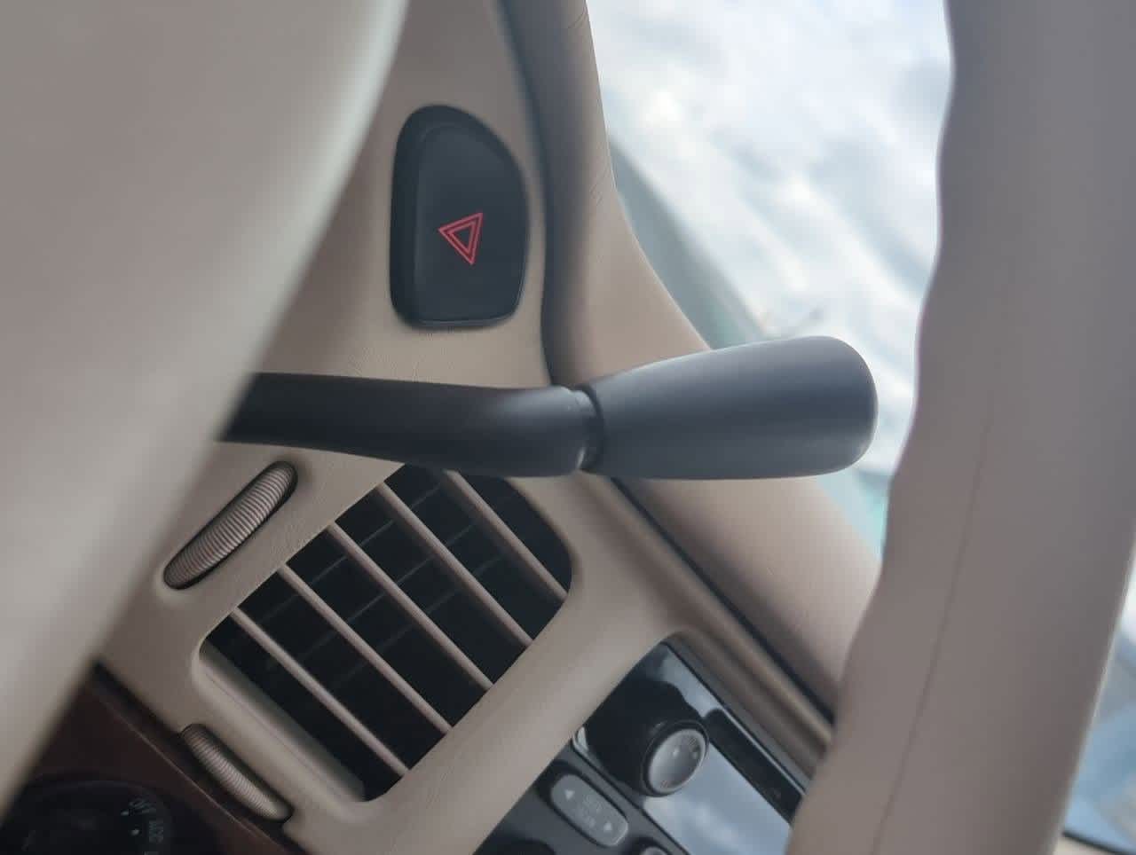Thumbnail: 2005 Chevrolet Impala - 27