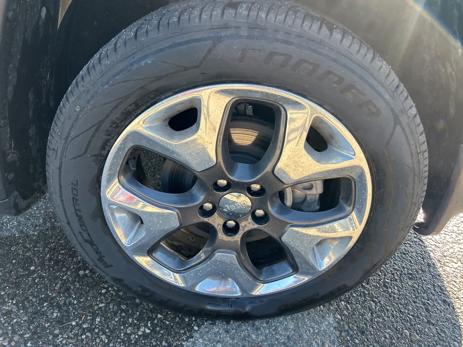 Thumbnail: 2019 Jeep Compass - 9