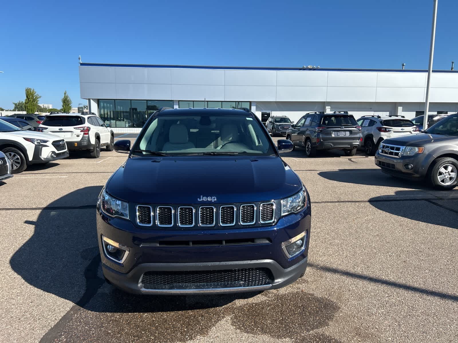 Thumbnail: 2019 Jeep Compass - 3