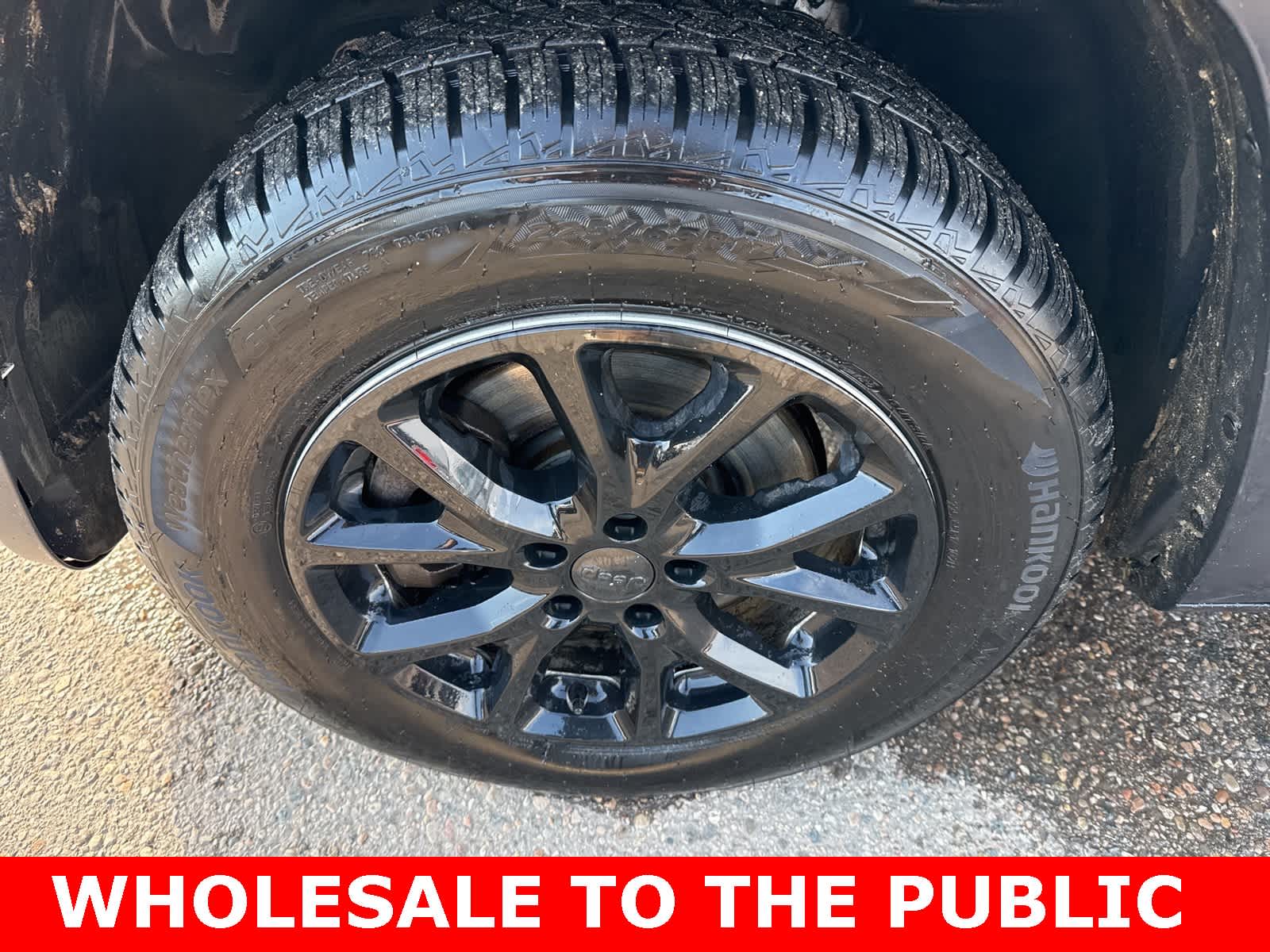 Thumbnail: 2015 Jeep Cherokee - 6