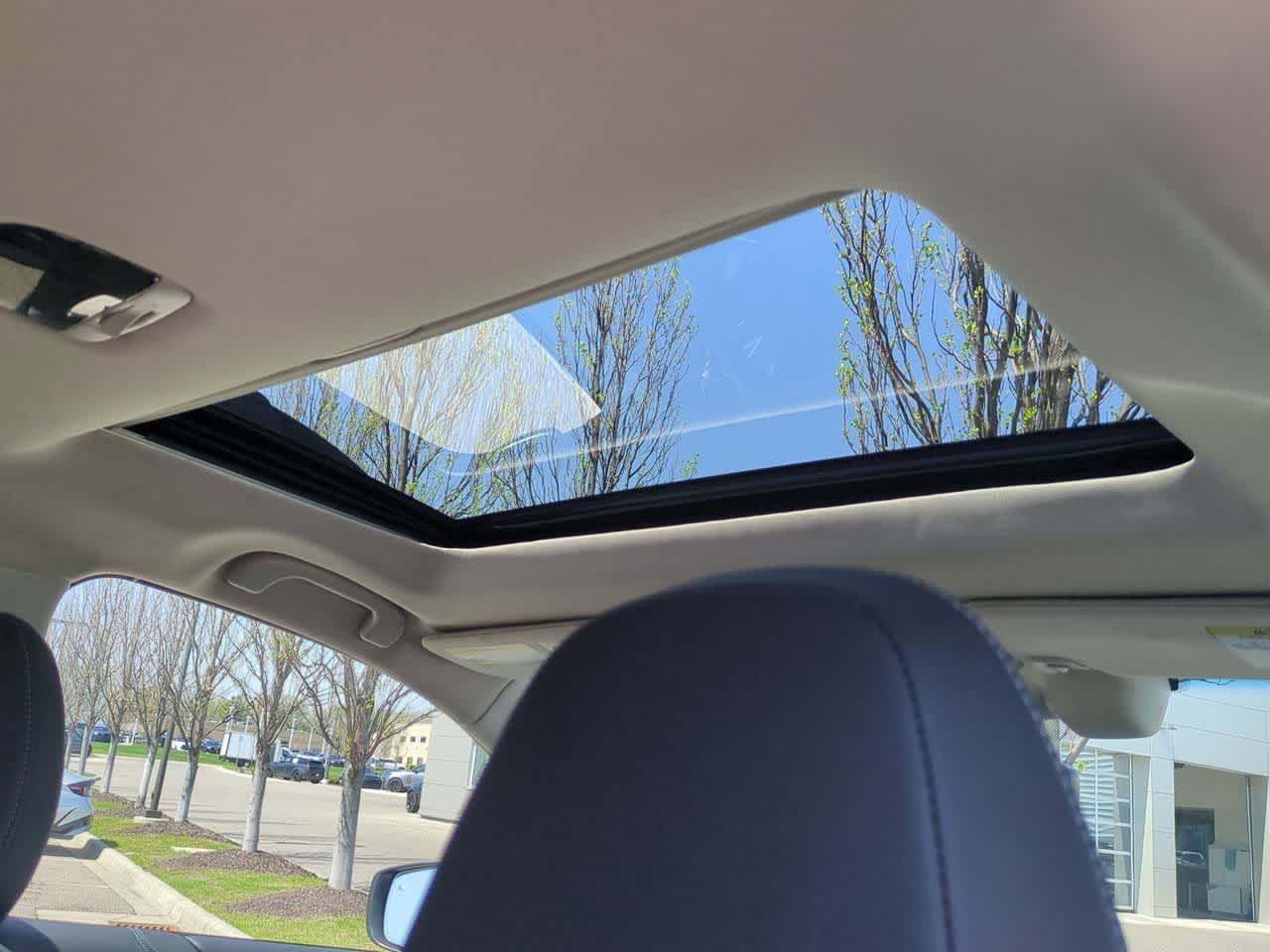 Thumbnail: 2022 Subaru Outback - 21