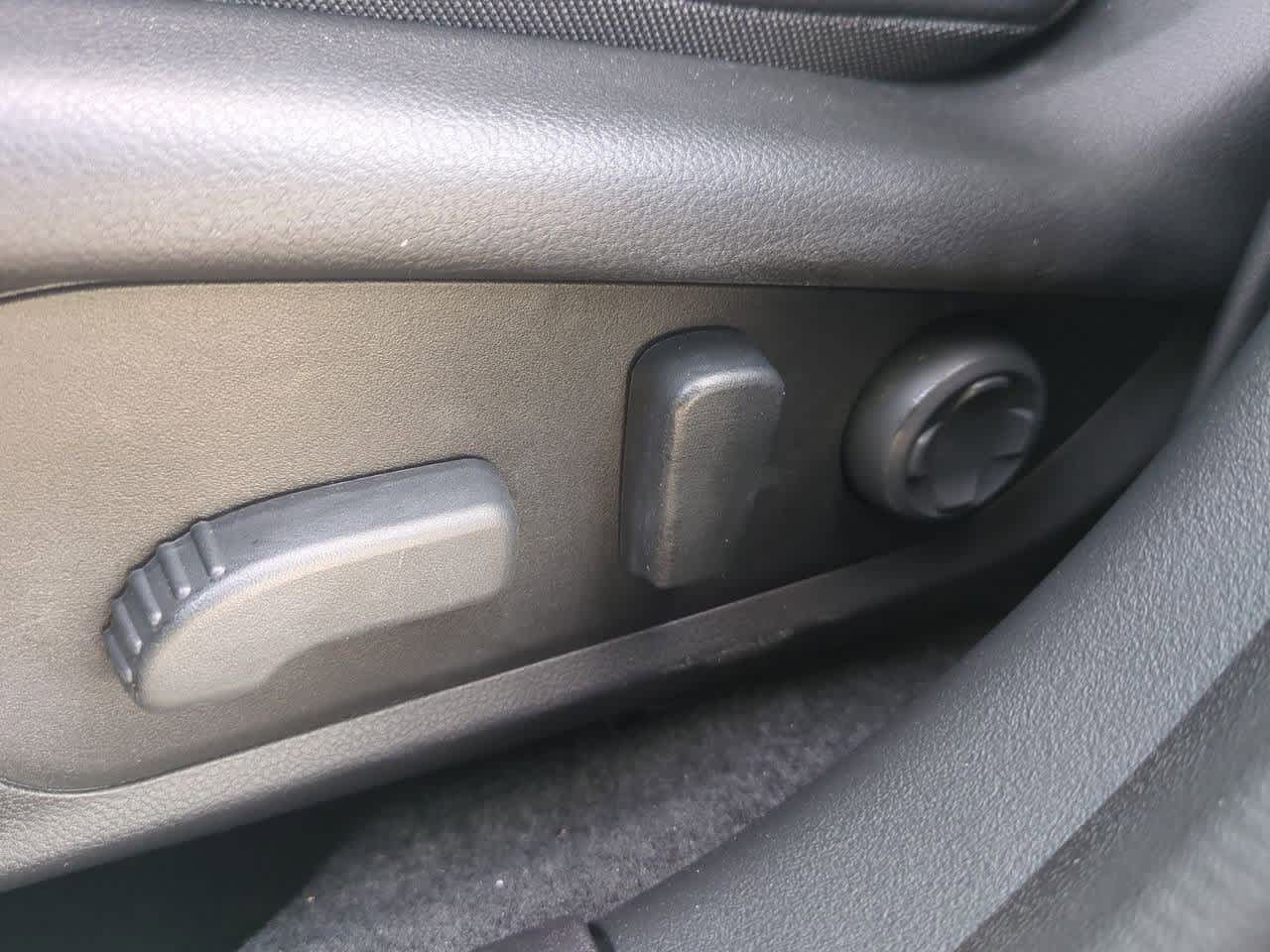 Thumbnail: 2026 Subaru Outback - 16