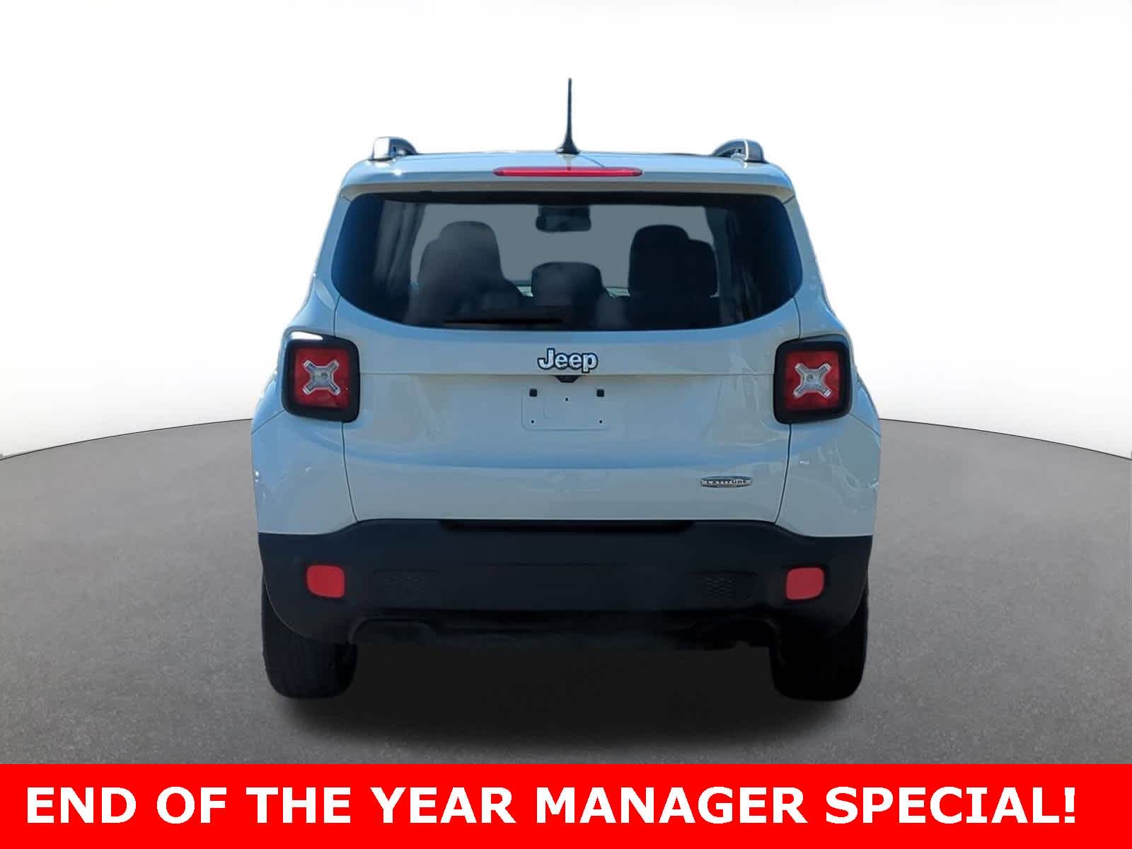 Thumbnail: 2016 Jeep Renegade - 5