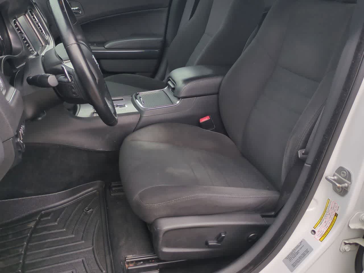 Thumbnail: 2014 Dodge Charger - 16