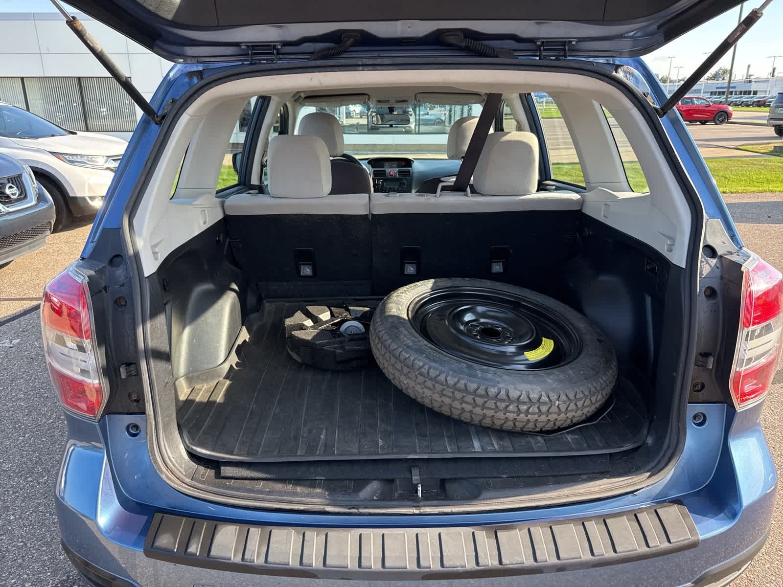 Thumbnail: 2015 Subaru Forester - 14