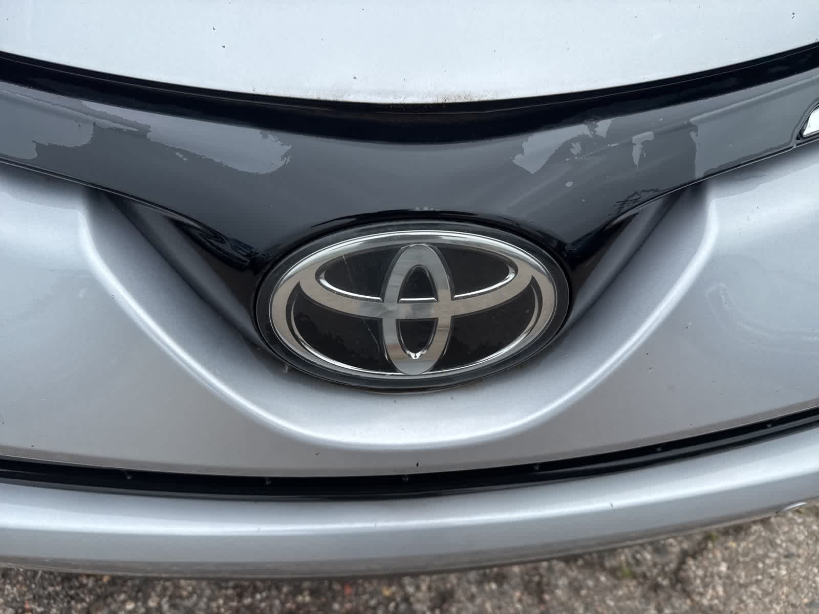 Thumbnail: 2017 Toyota RAV4 - 11