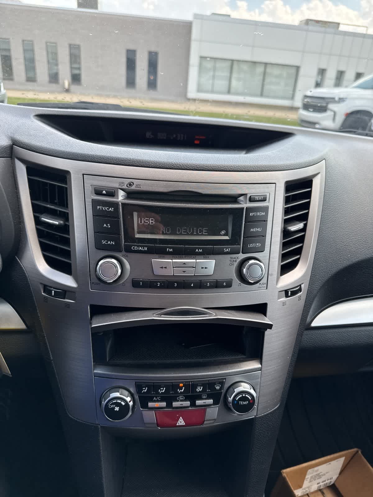 Thumbnail: 2012 Subaru Outback - 20