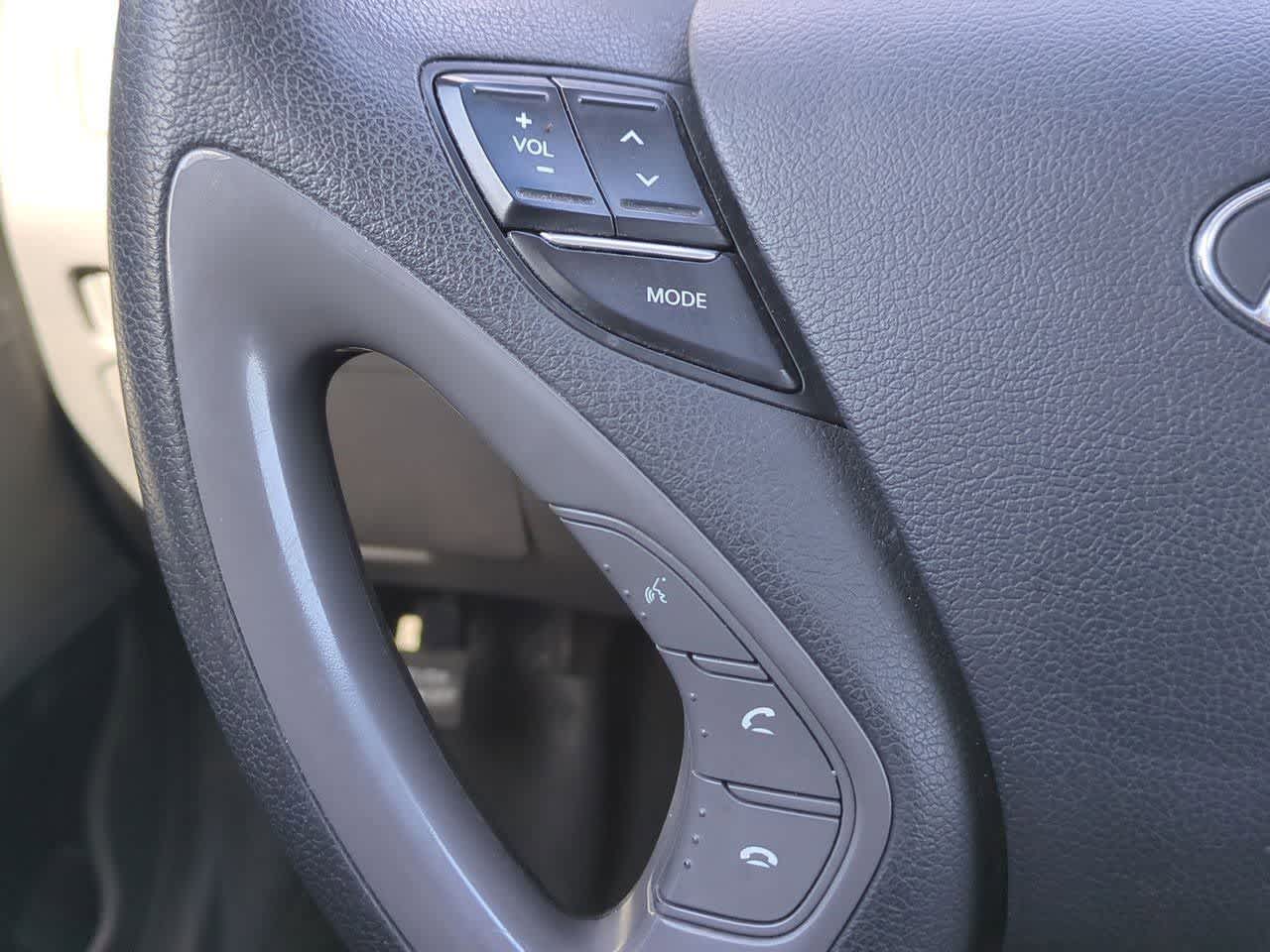 Thumbnail: 2014 Hyundai Sonata - 23