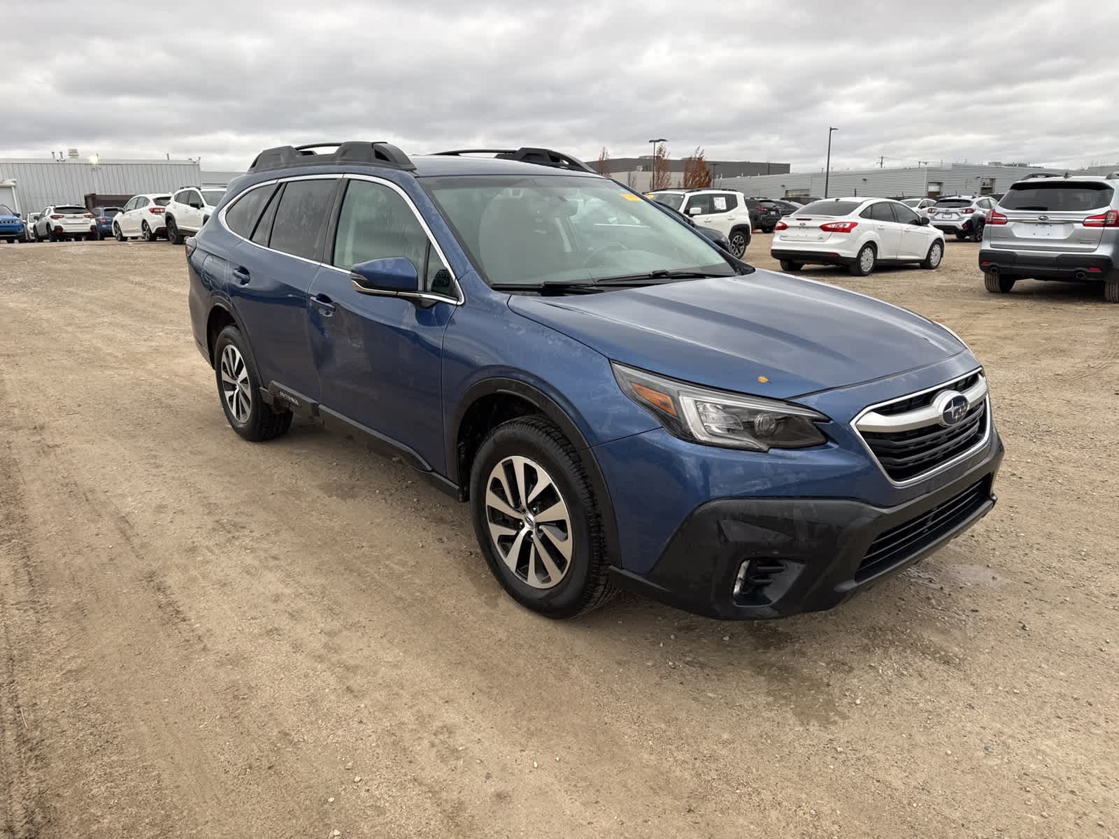 2021 Subaru Outback Premium photo 4