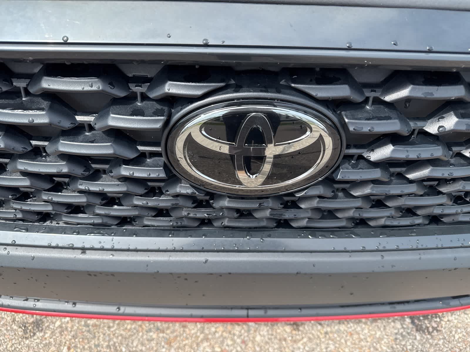 2022 Toyota Corolla Cross LE 11