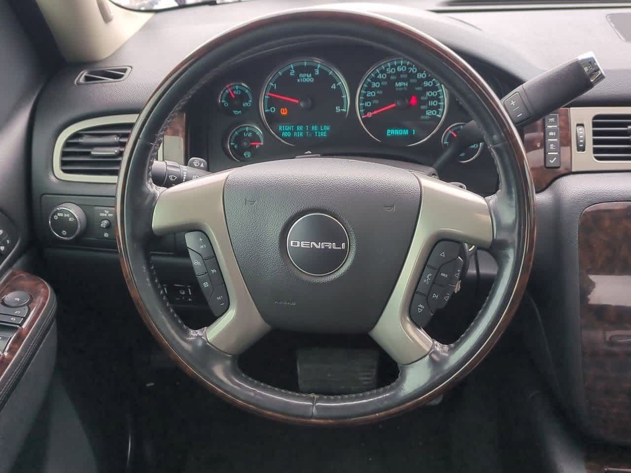 Thumbnail: 2014 GMC Sierra 2500 - 23