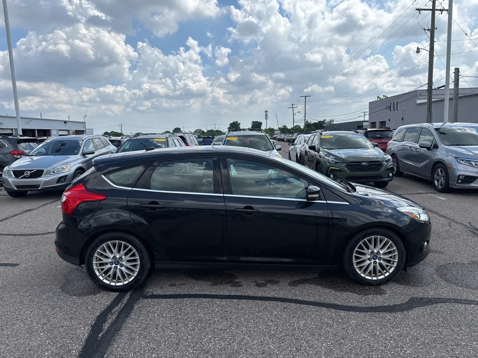Thumbnail: 2012 Ford Focus - 9