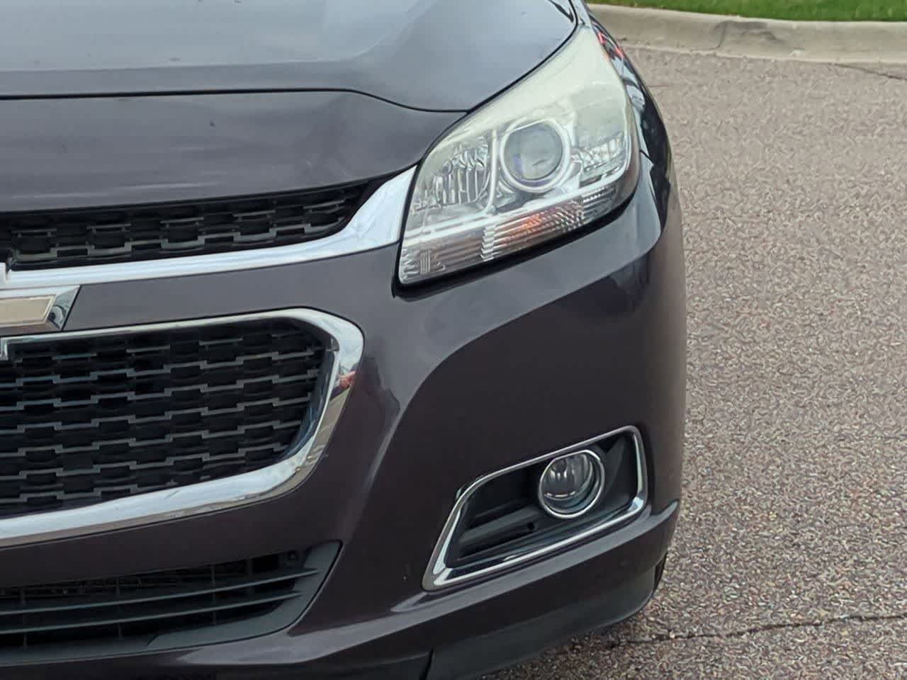 Thumbnail: 2015 Chevrolet Malibu - 10