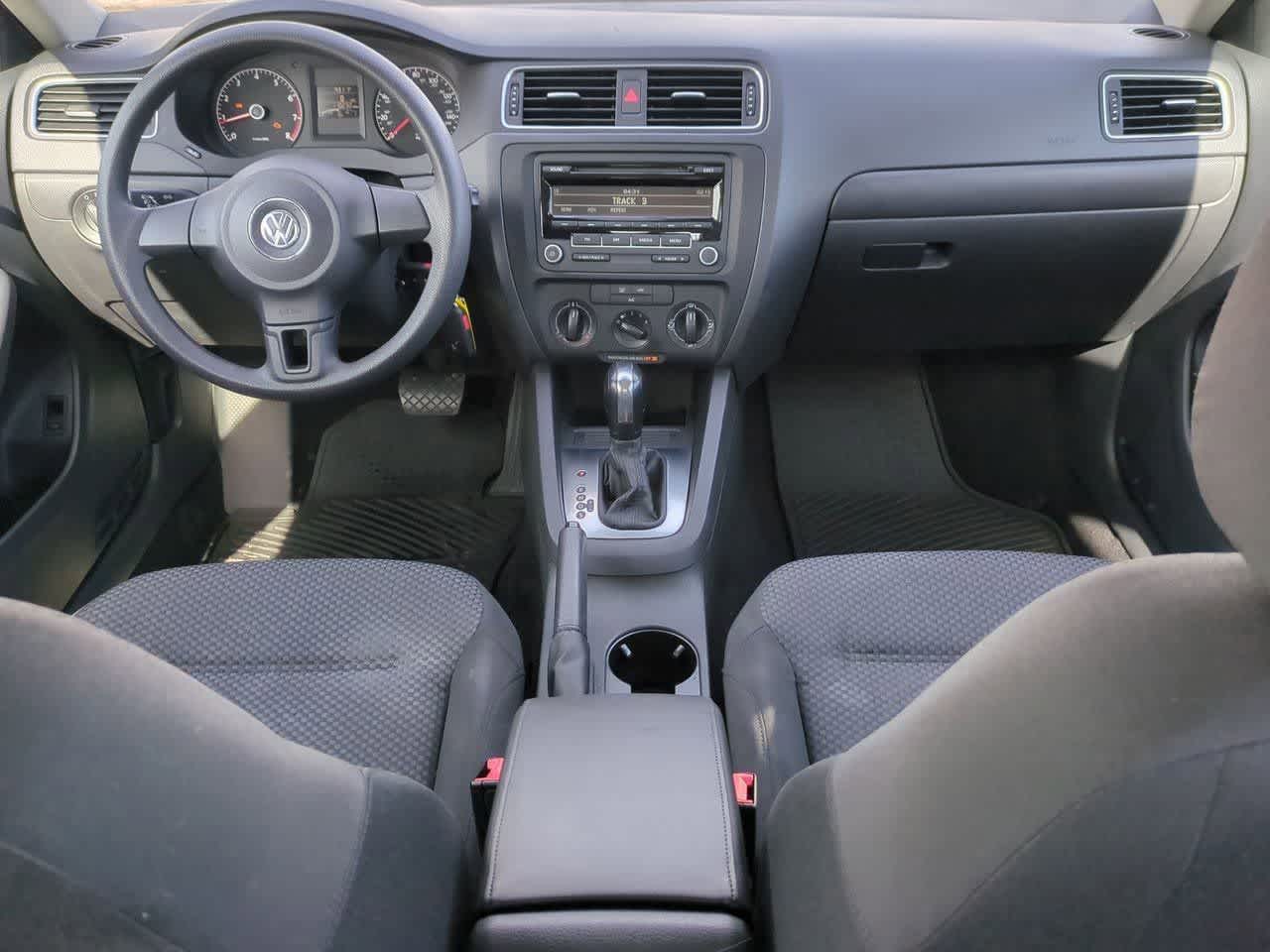 Thumbnail: 2014 Volkswagen Jetta - 14