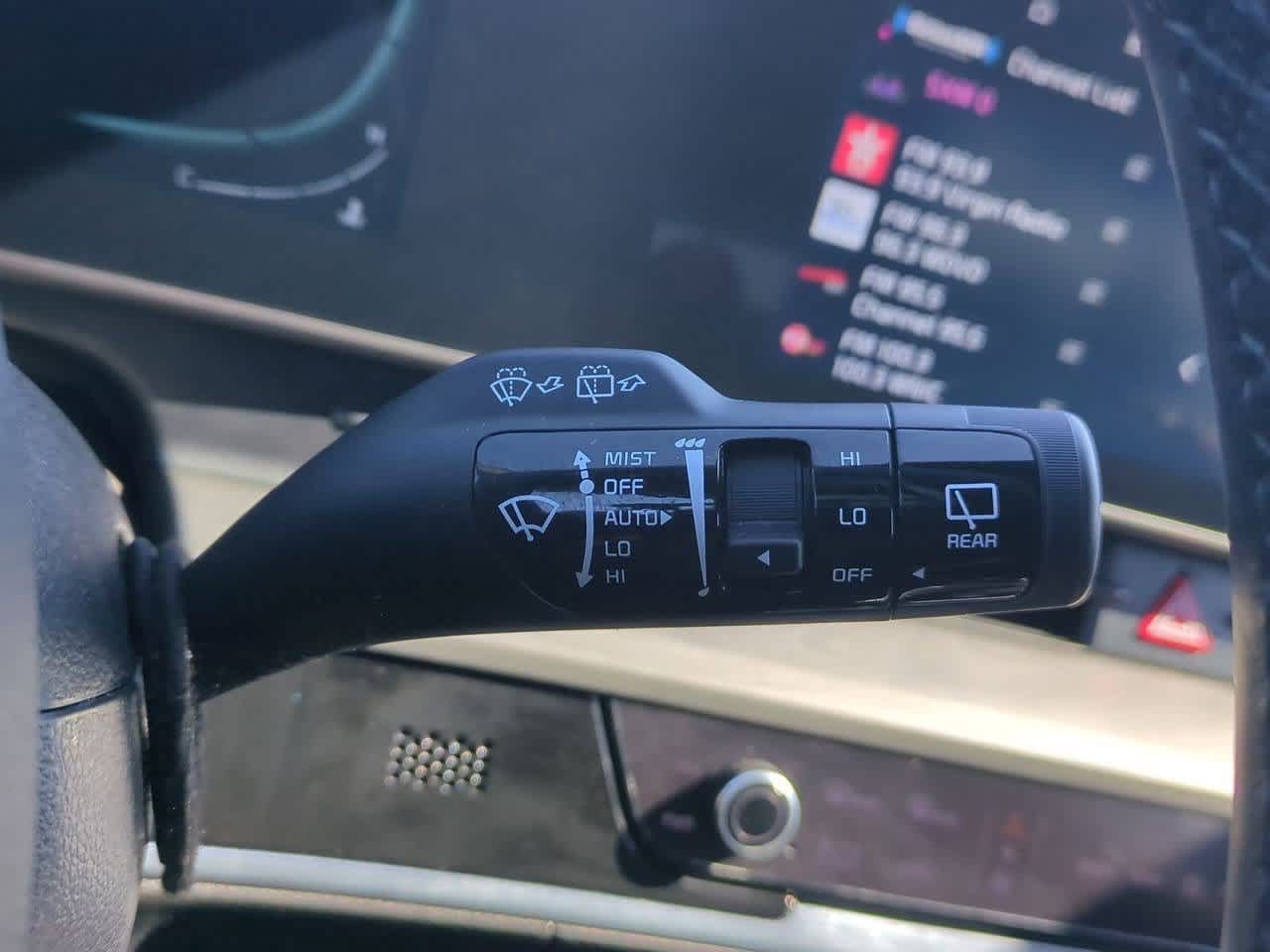 Thumbnail: 2023 Kia Sportage - 24