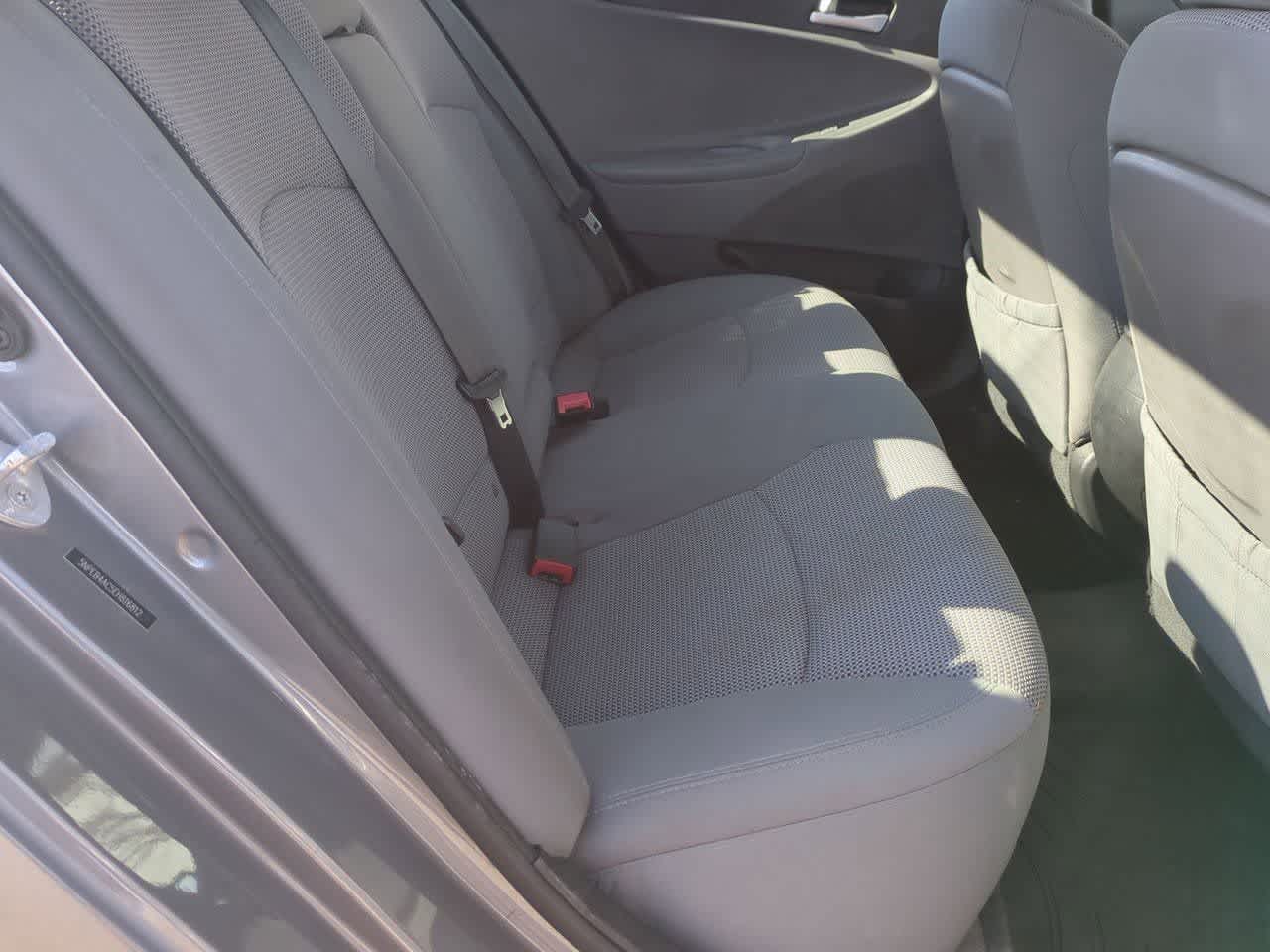 Thumbnail: 2014 Hyundai Sonata - 19