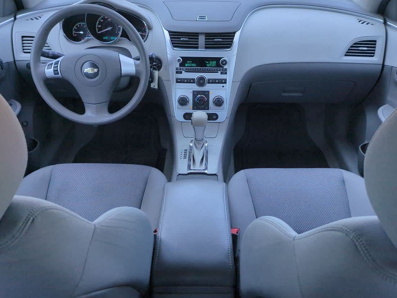 2011 Chevrolet Malibu 1LS - Photo 14