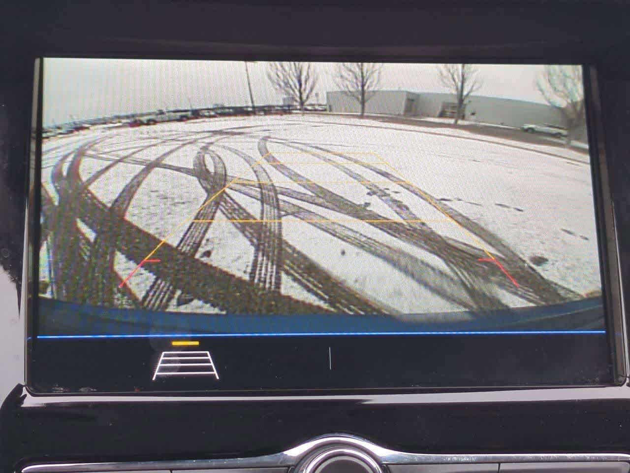 Thumbnail: 2019 Chevrolet Trax - 27