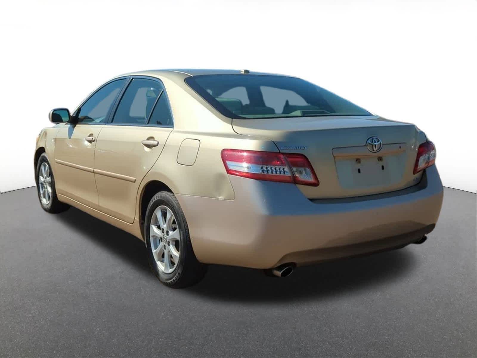 Thumbnail: 2010 Toyota Camry - 4