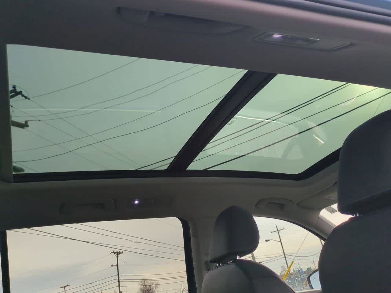 Thumbnail: 2019 Volkswagen Tiguan - 21