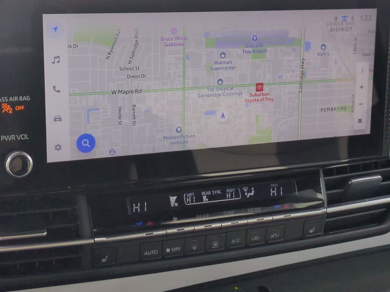 Thumbnail: 2025 Toyota Sienna - 30