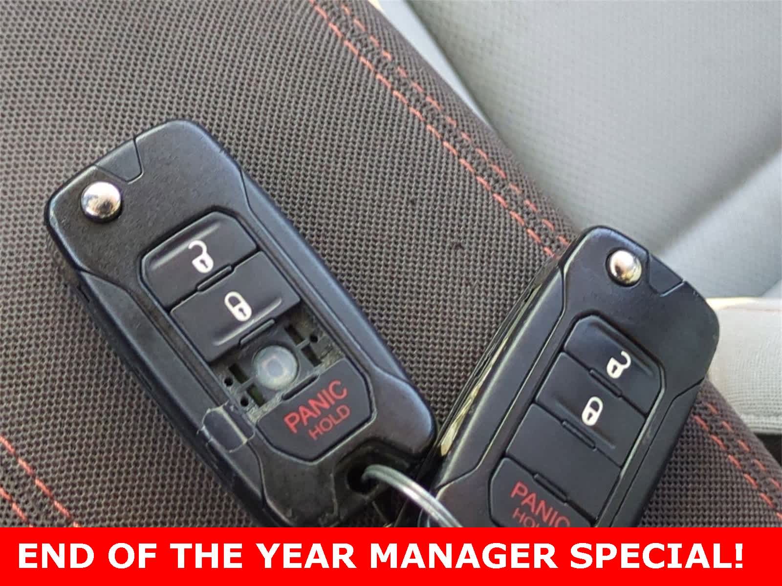 Thumbnail: 2016 Jeep Renegade - 32