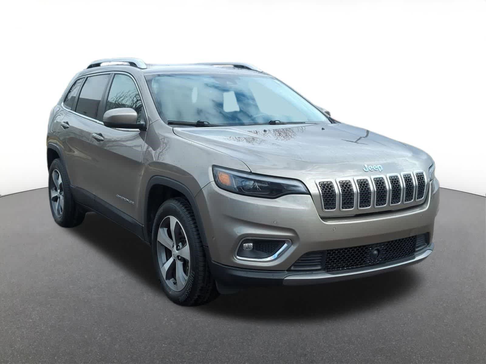 Thumbnail: 2021 Jeep Cherokee - 8