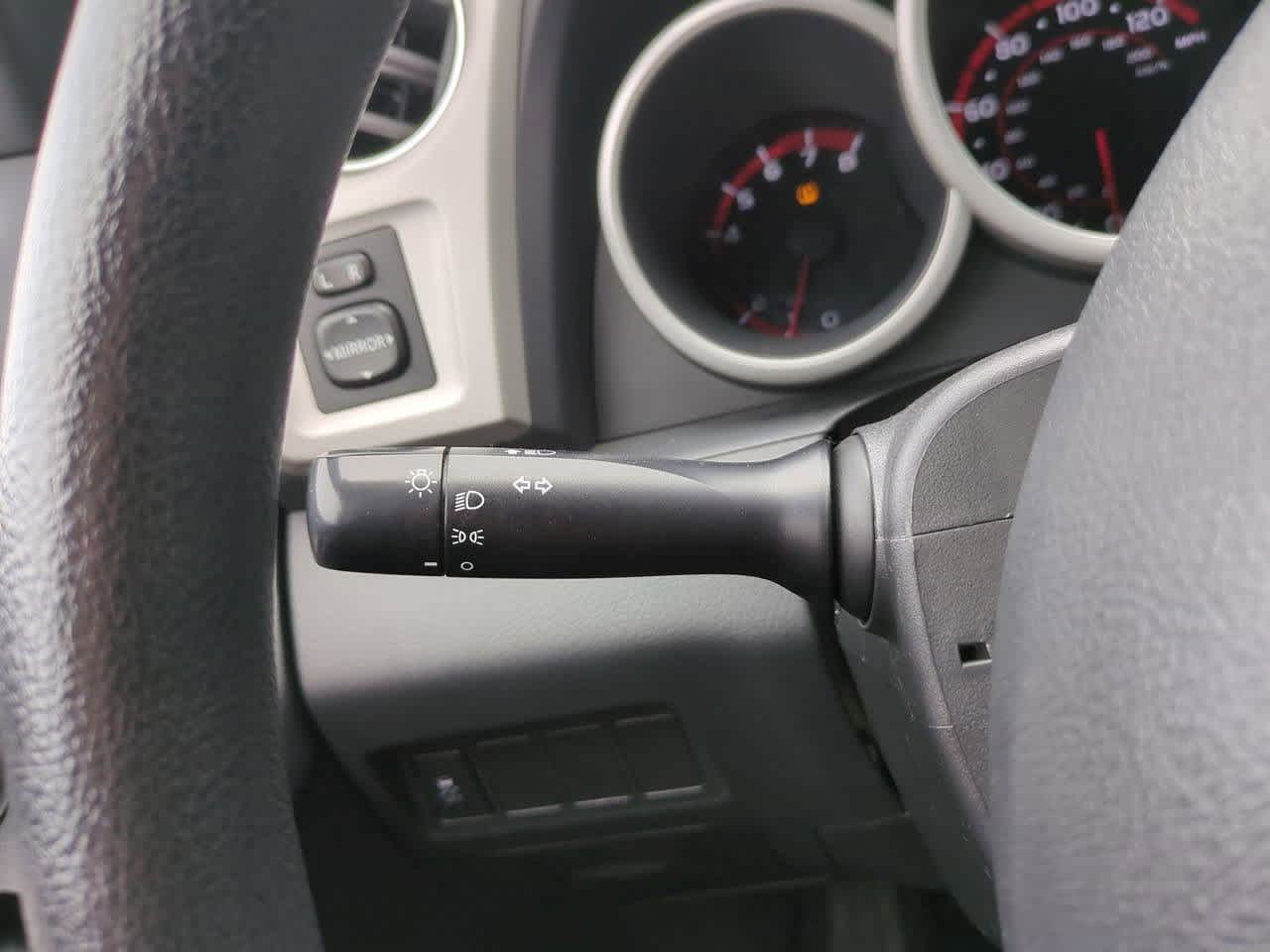 Thumbnail: 2010 Pontiac Vibe - 22
