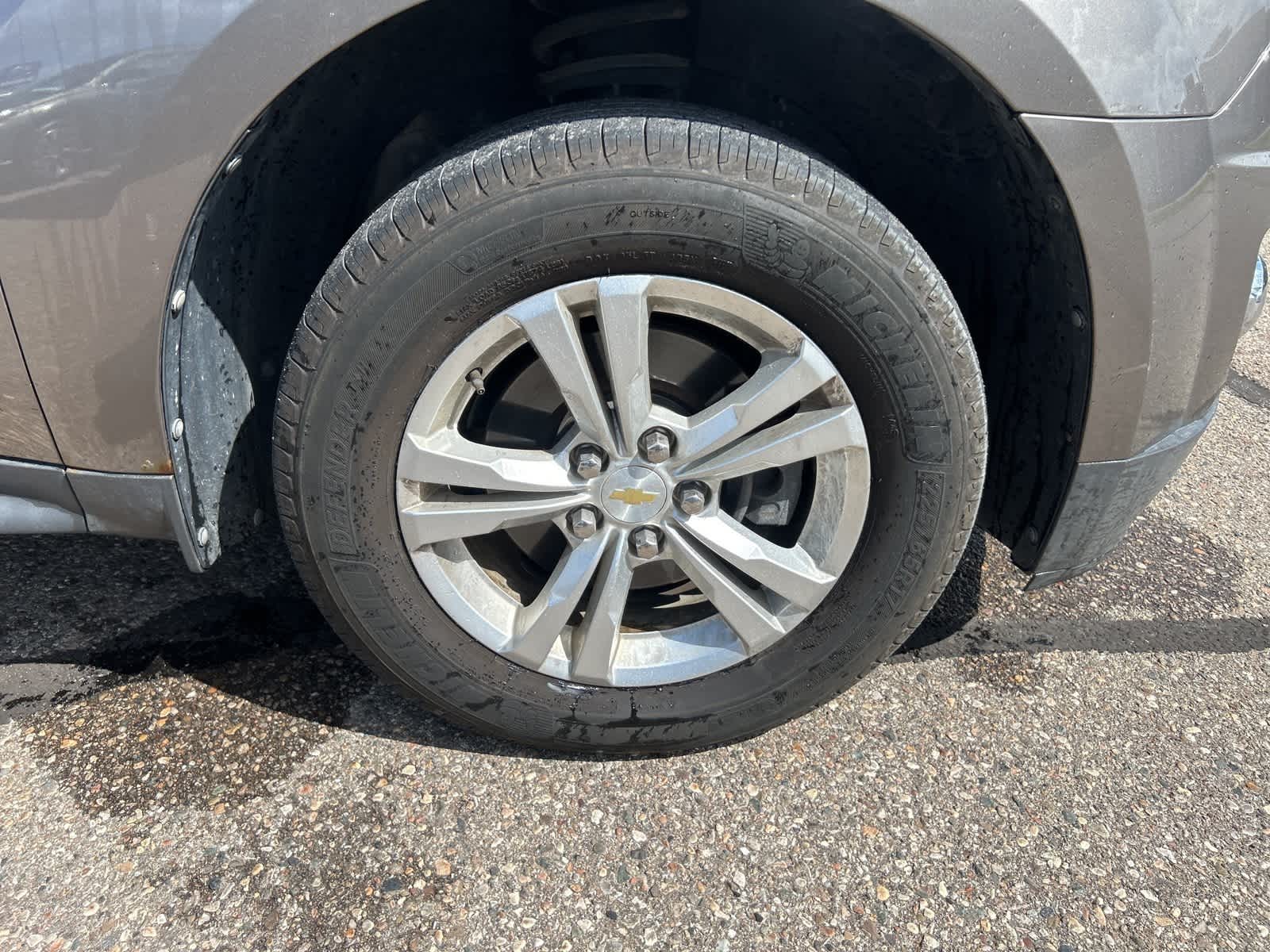 Thumbnail: 2012 Chevrolet Equinox - 9
