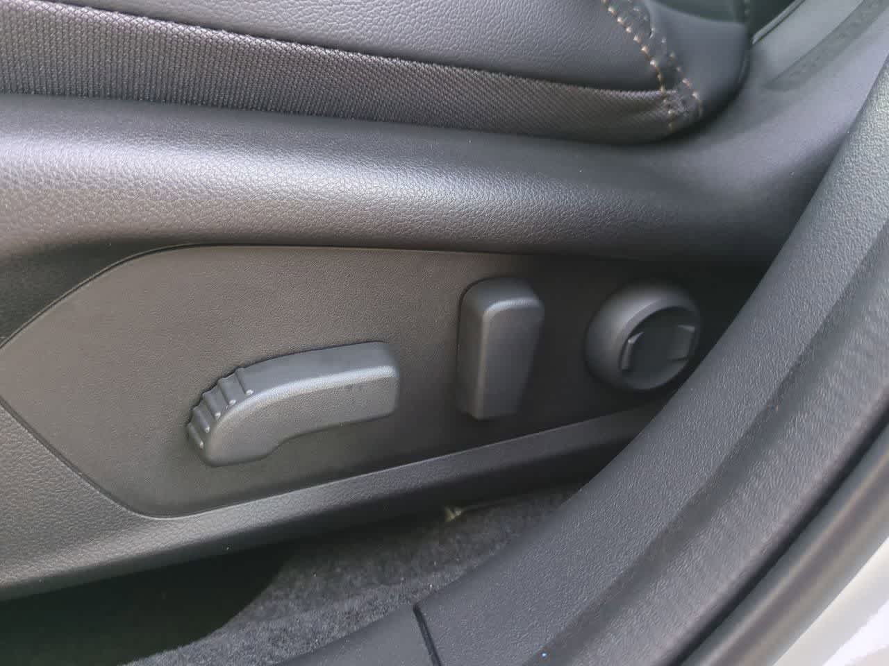 Thumbnail: 2026 Subaru Outback - 16