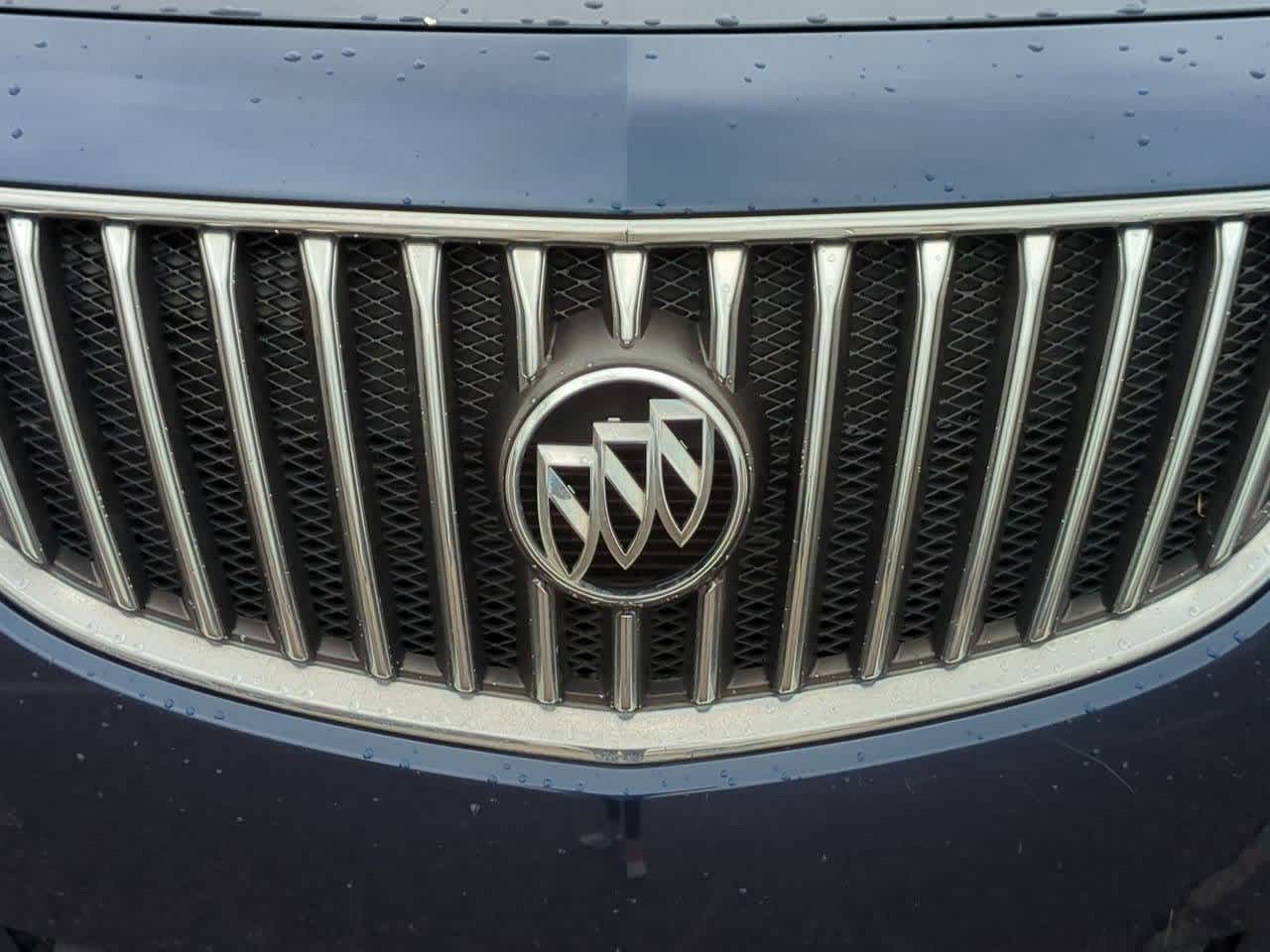 Thumbnail: 2011 Buick Regal - 11