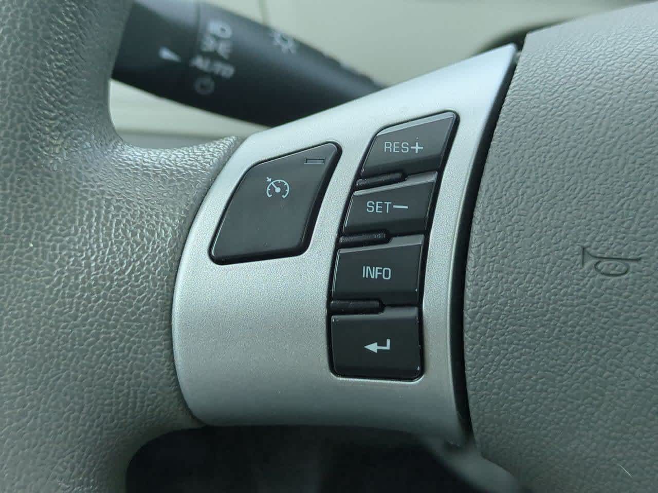 2011 Chevrolet Malibu 1LS - Photo 23
