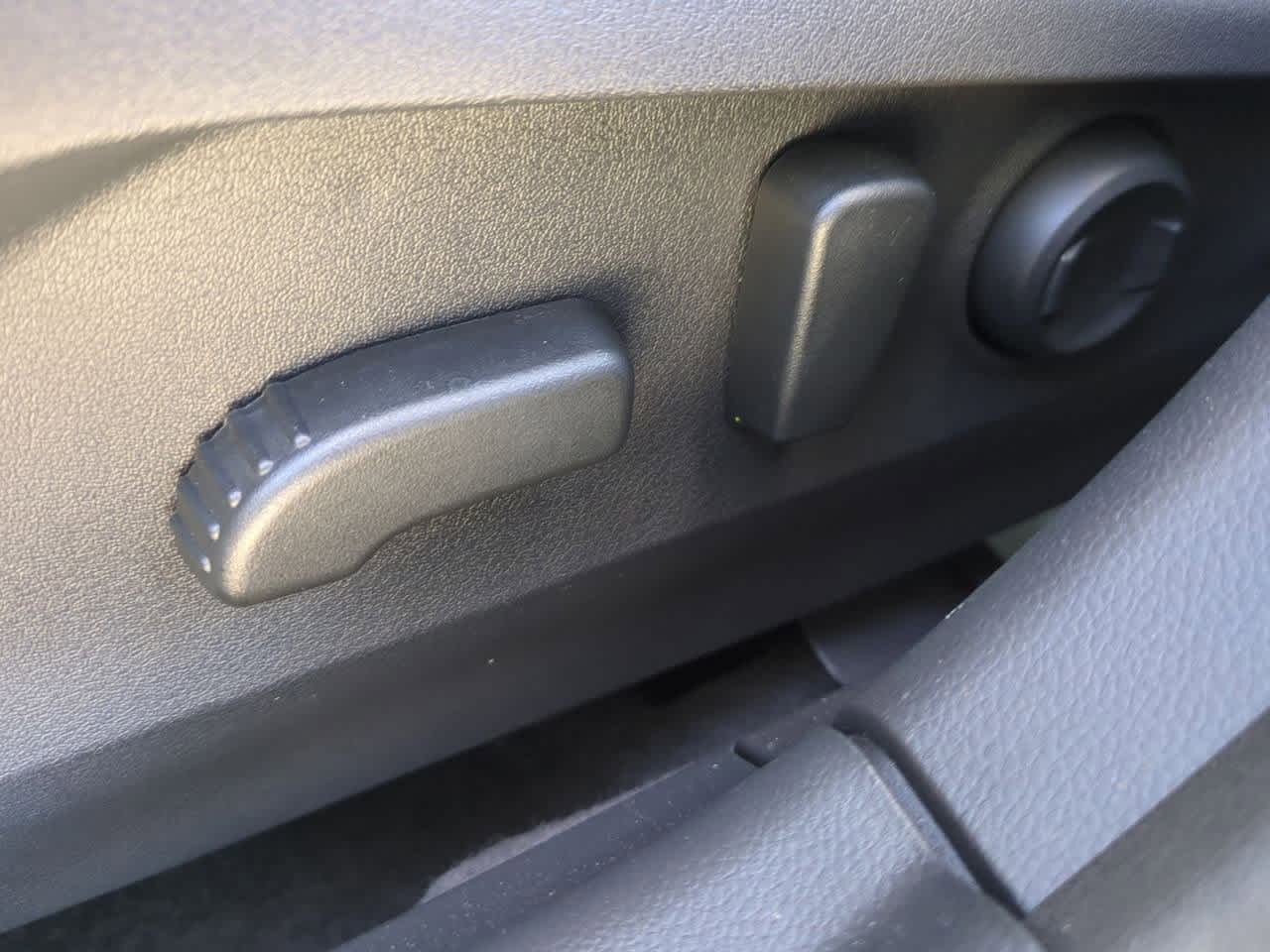 Thumbnail: 2025 Subaru Legacy - 16